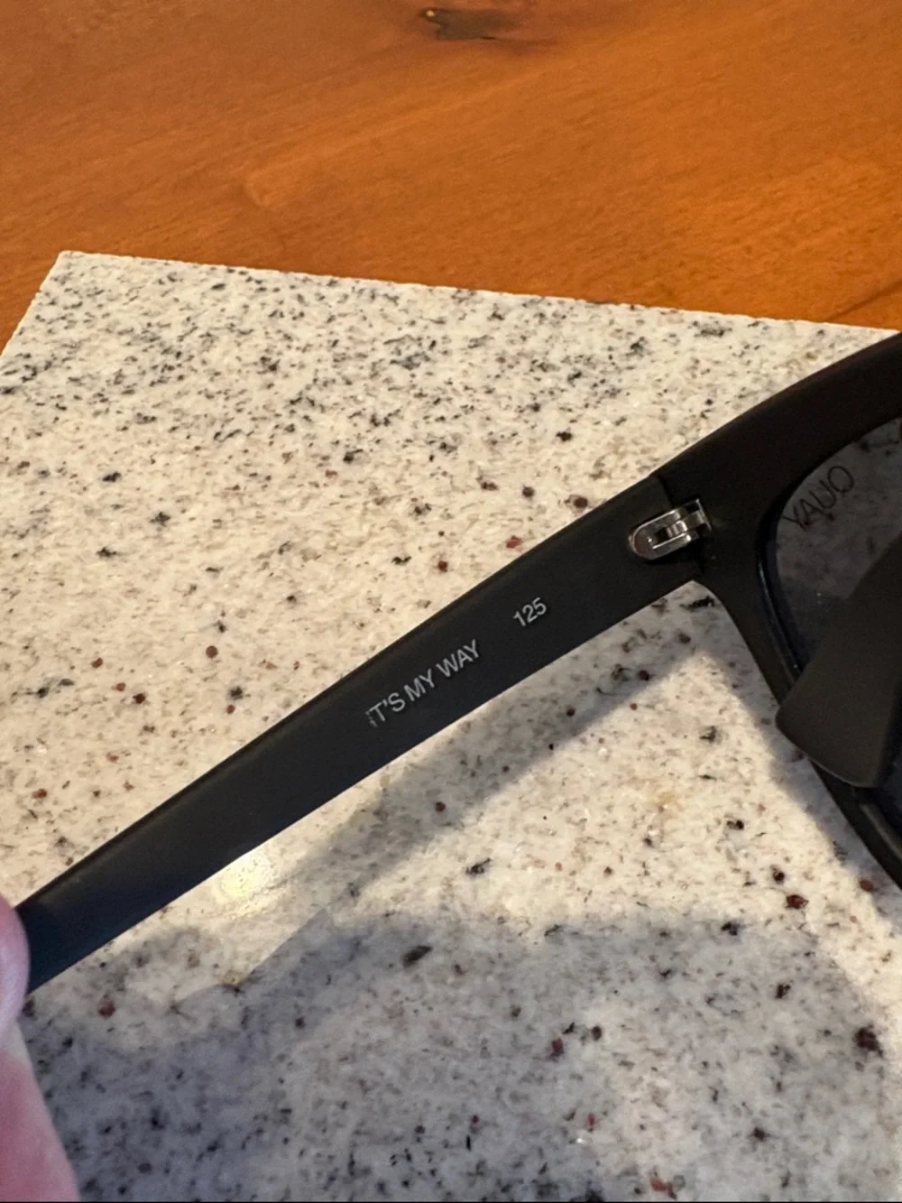 Quay it’s my way sunglasses - Picture 4 of 6